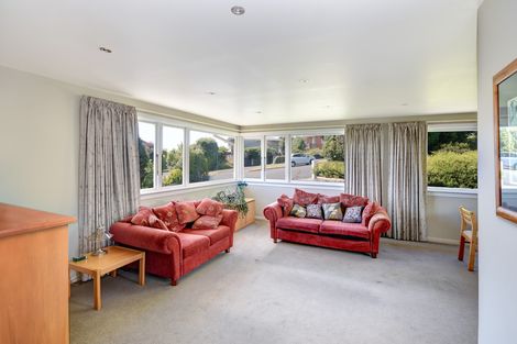 Photo of property in 112 Easther Crescent, Kew, Dunedin, 9012