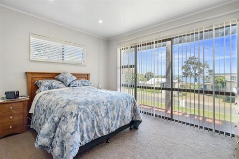 Photo of property in 575 Pukehina Parade, Pukehina, Te Puke, 3189