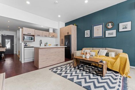 Photo of property in 12 Hobson Street, Woolston, Christchurch, 8023