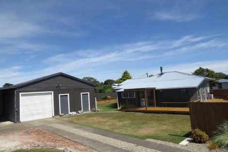 Photo of property in 1 Sedcole Street, Pahiatua, 4910