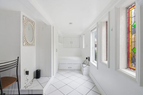 Photo of property in 15 Nairn Street, Mount Cook, Wellington, 6011