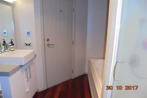 Photo of property in 10 Eastview Grove, Normandale, Lower Hutt, 5010