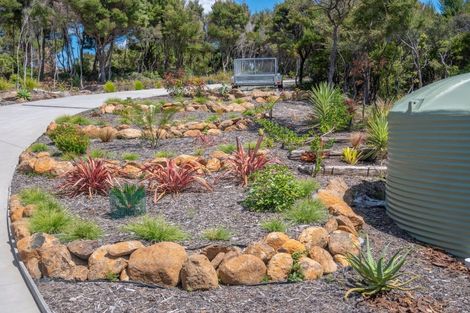 Photo of property in 116 Stratford Drive, Cable Bay, 0420