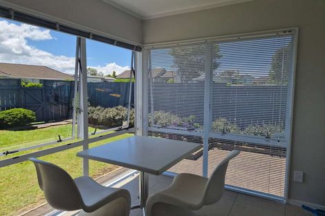 Photo of property in 9 Miriam Corban Heights, Henderson, Auckland, 0612