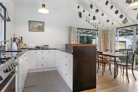 Photo of property in 11 Clissold Street, Merivale, Christchurch, 8014