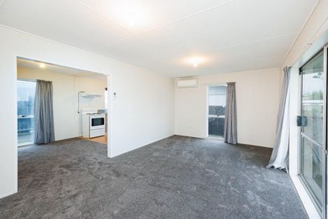 Photo of property in 73a Kaimanawa Street, Kelvin Grove, Palmerston North, 4414