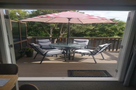 Photo of property in 2/119 Glamorgan Drive, Torbay, Auckland, 0630