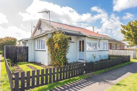 Photo of property in 10 Barrack Street, Whanganui, 4500