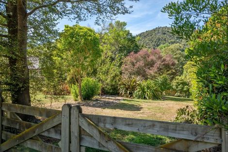 Photo of property in 28 Lady Cobham Grove, Anakiwa, Picton, 7281