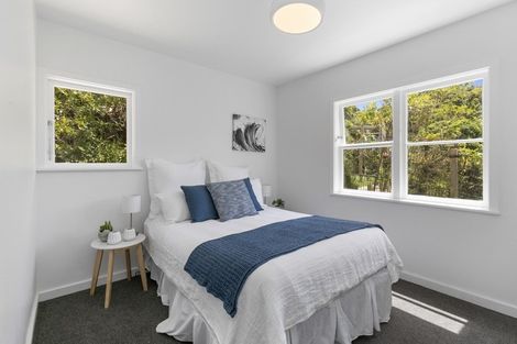 Photo of property in 138 Miromiro Road, Normandale, Lower Hutt, 5010