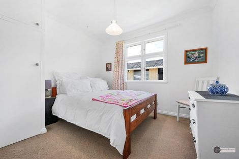 Photo of property in 11 Pinehaven Road, Pinehaven, Upper Hutt, 5019