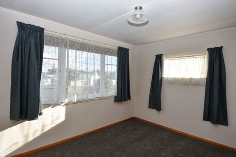 Photo of property in 132 Pembroke Street, Carterton, 5713
