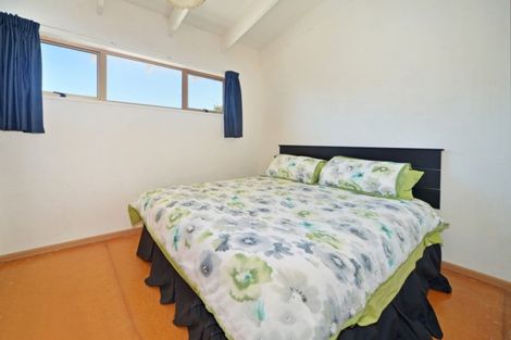 Photo of property in 52 Blue Pacific Parade, Riversdale Beach, Masterton, 5872
