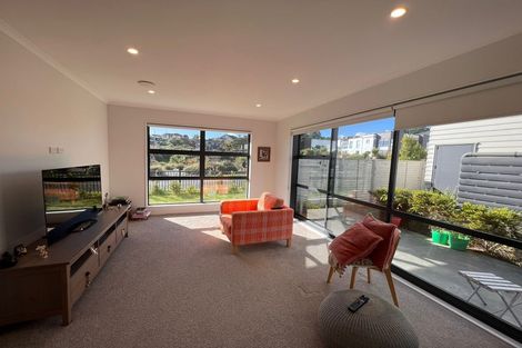 Photo of property in 51 Eugenia Rise, Totara Heights, Auckland, 2105