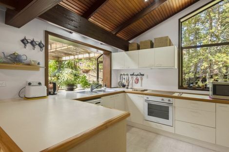 Photo of property in 43 Barlow Place, Chatswood, Auckland, 0626