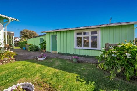 Photo of property in 23 Dorset Street, Patea, 4520