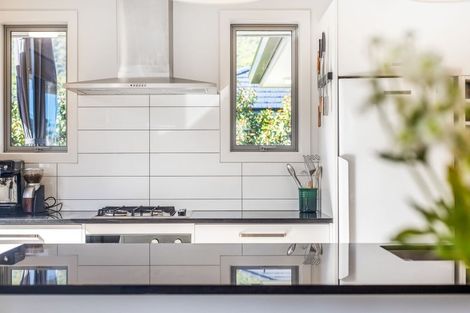 Photo of property in 3 Paioke Street, Waikanae, 5036