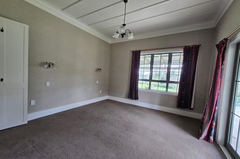 Photo of property in 604 Tuhikaramea Road, Temple View, Hamilton, 3290