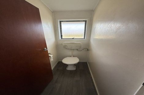 Photo of property in 4/48 Mcleod Road, Henderson, Auckland, 0612