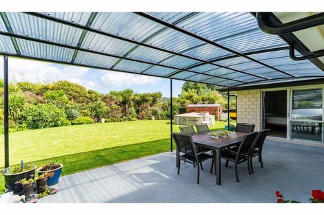 Photo of property in 16 Jack Boyd Drive, Mangawhai Heads, Mangawhai, 0573