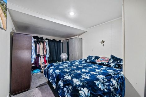 Photo of property in 23 Neems Place, Manurewa, Auckland, 2102