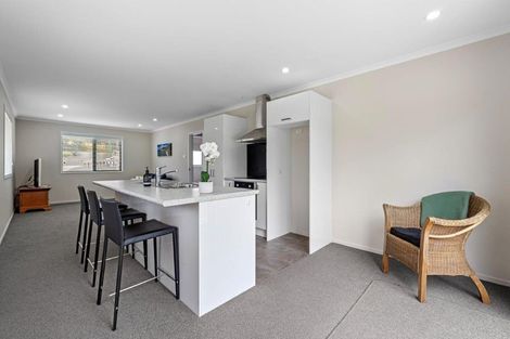 Photo of property in 136 Muriwai Road, Waimauku, 0881