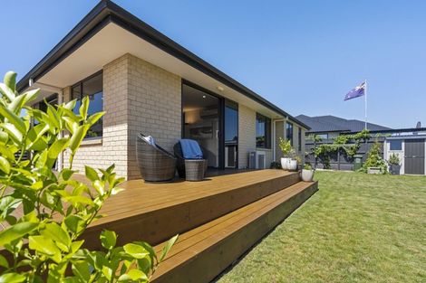 Photo of property in 31 Dreaver Drive, Waitara, 4320