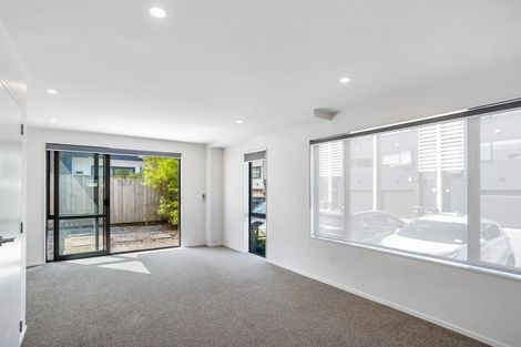 Photo of property in 41 Carder Court, Hobsonville, Auckland, 0618