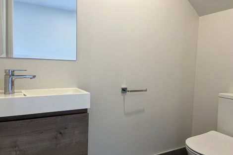 Photo of property in 7/241 Don Buck Road, Massey, Auckland, 0614