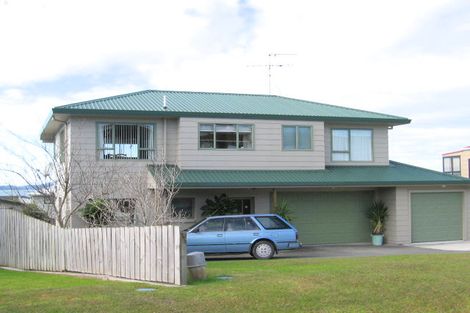 Photo of property in 7 Ngatira Place, Snells Beach, 0920