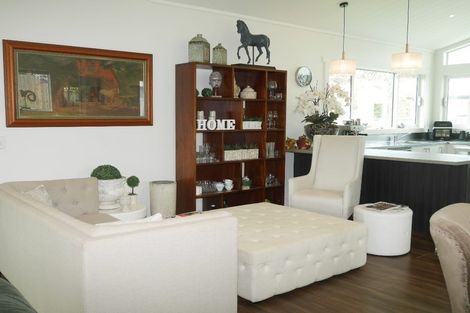 Photo of property in 46 Ngapaki Street, Waikanae Beach, Waikanae, 5036