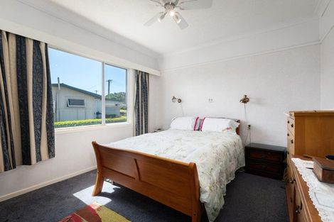 Photo of property in 29 Roretana Drive, Athenree, Katikati, 3177