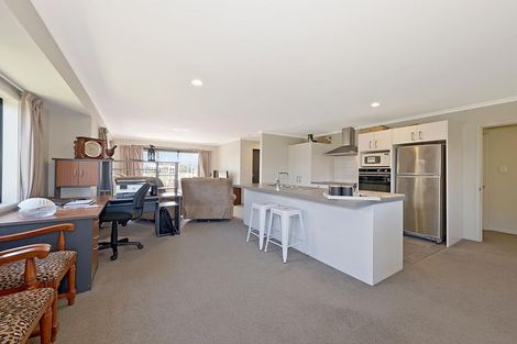 Photo of property in 66 Shillingford Boulevard, Rolleston, 7615