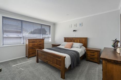 Photo of property in 34 Wesley Avenue, Frankleigh Park, New Plymouth, 4310