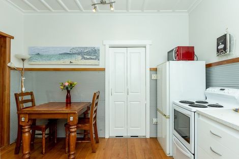Photo of property in 124a Shakespeare Road, Bluff Hill, Napier, 4110