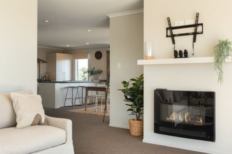 Photo of property in 5 Carex Close, Pyes Pa, Tauranga, 3112