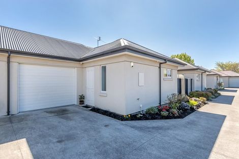 Photo of property in 2/6 Kauri Street, Riccarton, Christchurch, 8041