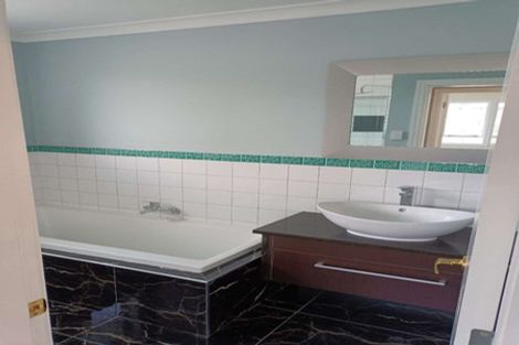 Photo of property in 35 Ruahine Street, Trentham, Upper Hutt, 5018