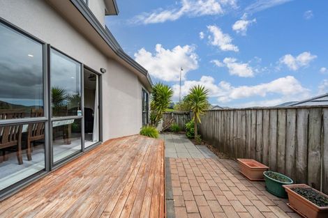 Photo of property in 25 Landsdowne Terrace, Karori, Wellington, 6012