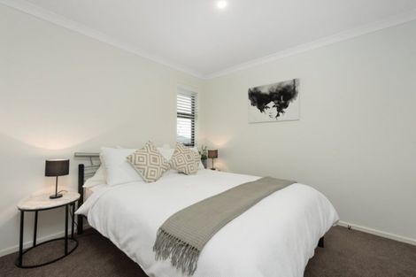 Photo of property in 35 Ballintoy Park Drive, Welcome Bay, Tauranga, 3175