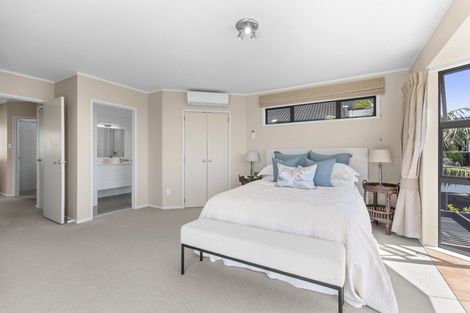 Photo of property in 18 Hine Street, New Plymouth, 4310