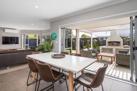 Photo of property in 126 Puka Crescent, Matarangi, Whitianga, 3592