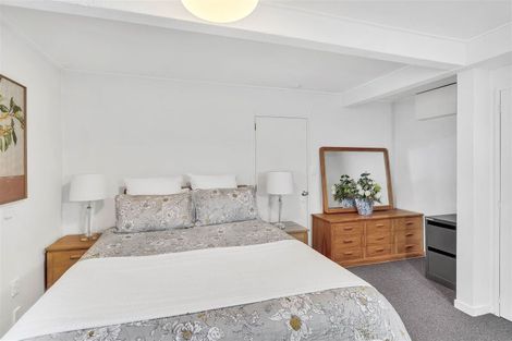 Photo of property in 101a Yaldhurst Road, Sockburn, Christchurch, 8042