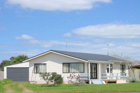 Photo of property in 17 Didsbury Drive, Waihi Beach, 3611