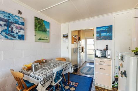 Photo of property in 242c Huatoki Street, Upper Vogeltown, New Plymouth, 4310