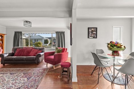 Photo of property in 7 Totara Street, Taradale, Napier, 4112