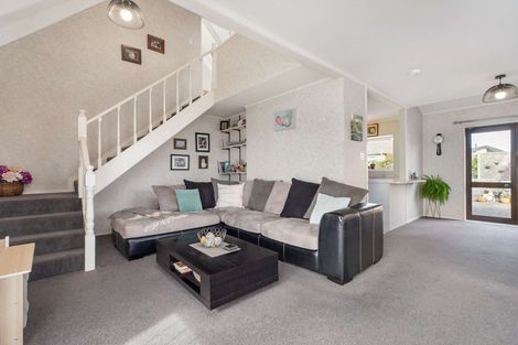 Photo of property in 9 Puriri Road, Pukekohe, 2120