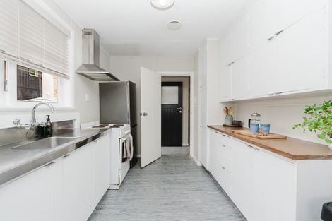 Photo of property in 45 Yeats Crescent, Fairfield, Hamilton, 3214