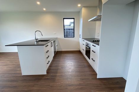 Photo of property in 16 Chambers Avenue, Woodend, 7610