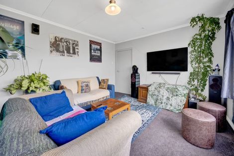 Photo of property in 130 Miranda Street, Stratford, 4332